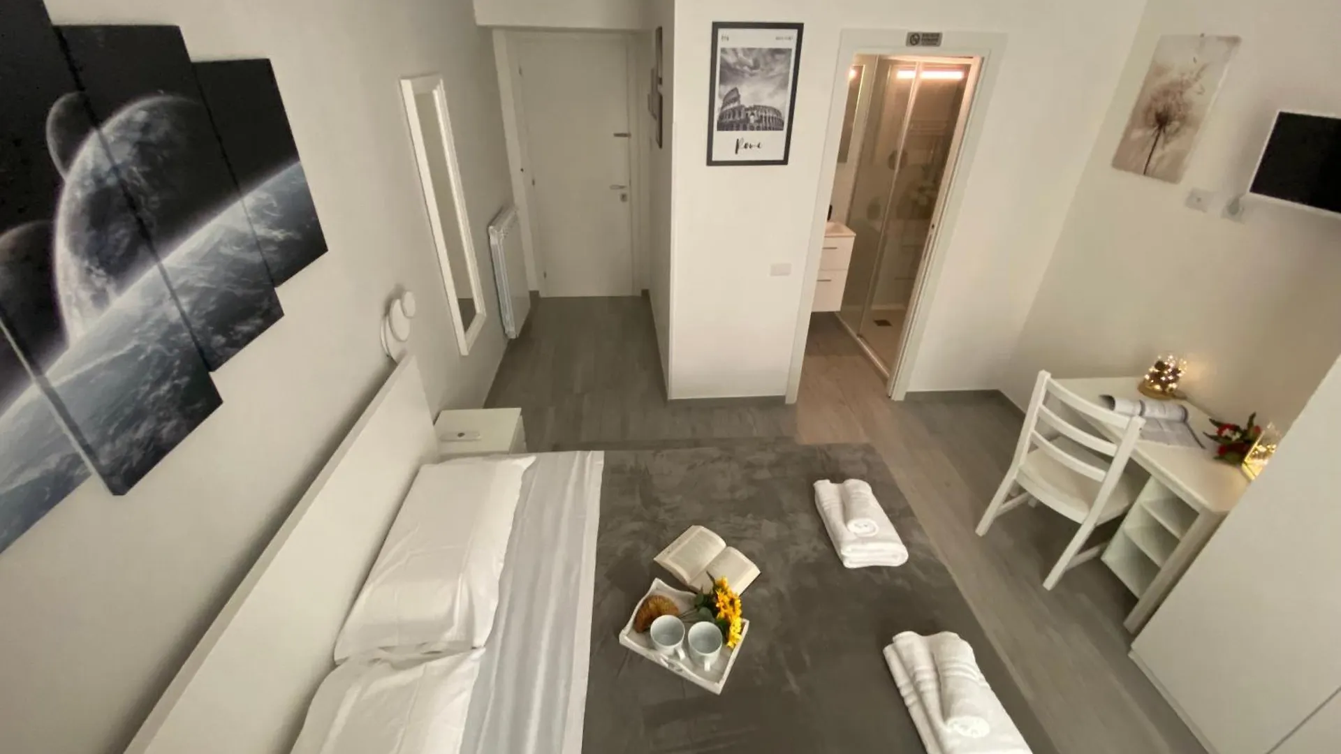 Soft Rooms Guest House Affittacamere Roma Centro 0*,