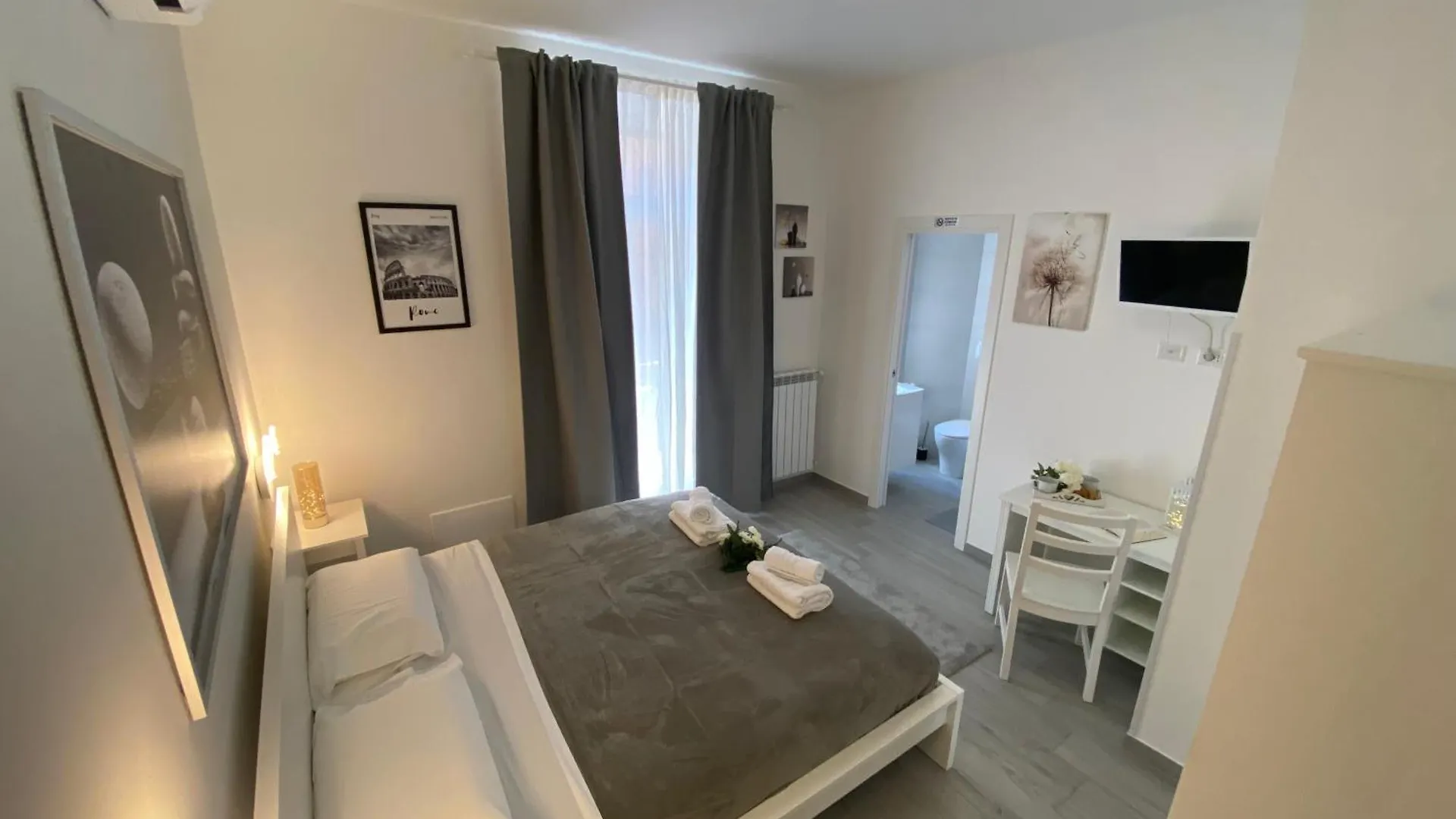 Soft Rooms Guest House Affittacamere Roma Centro 0*,